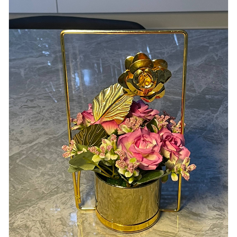 MINI GOLD CIRCULAR/RECTANGULAR DETACHABLE FLOWER VASE