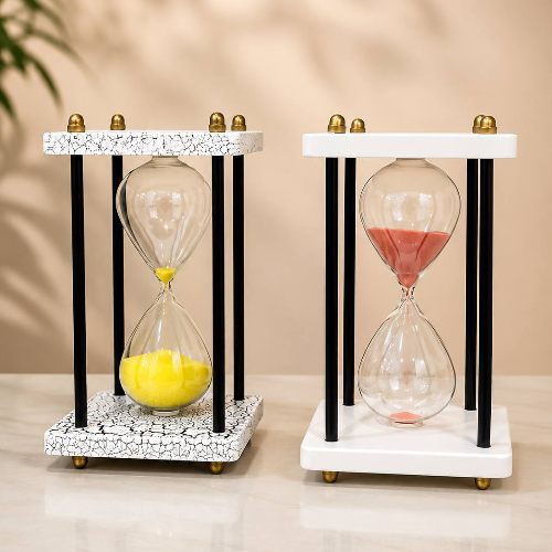 Hourglass medium