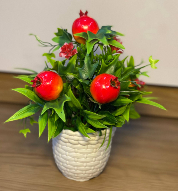 MINI OFF WHITE BASKET WEAVE FLOWER POT